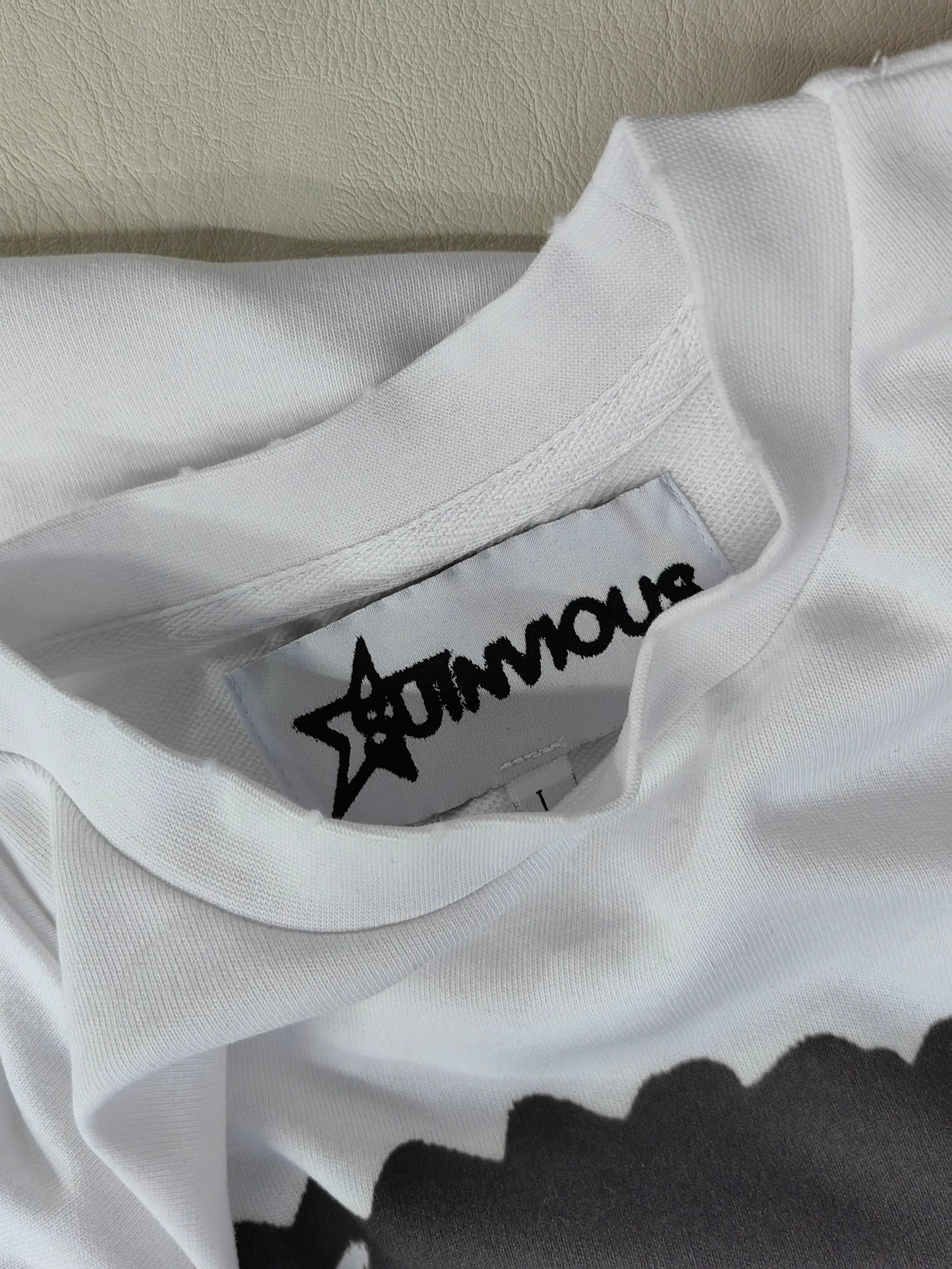 “S U I N V I O U S” Tee